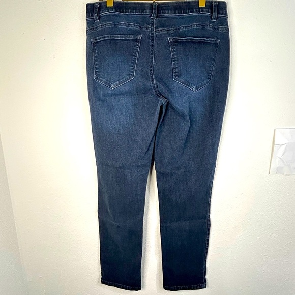 City Blues Women 10/30 Dark Wash Mid Rise Skinny Stretch Jeans Denim Comfort Fit - Picture 5 of 5